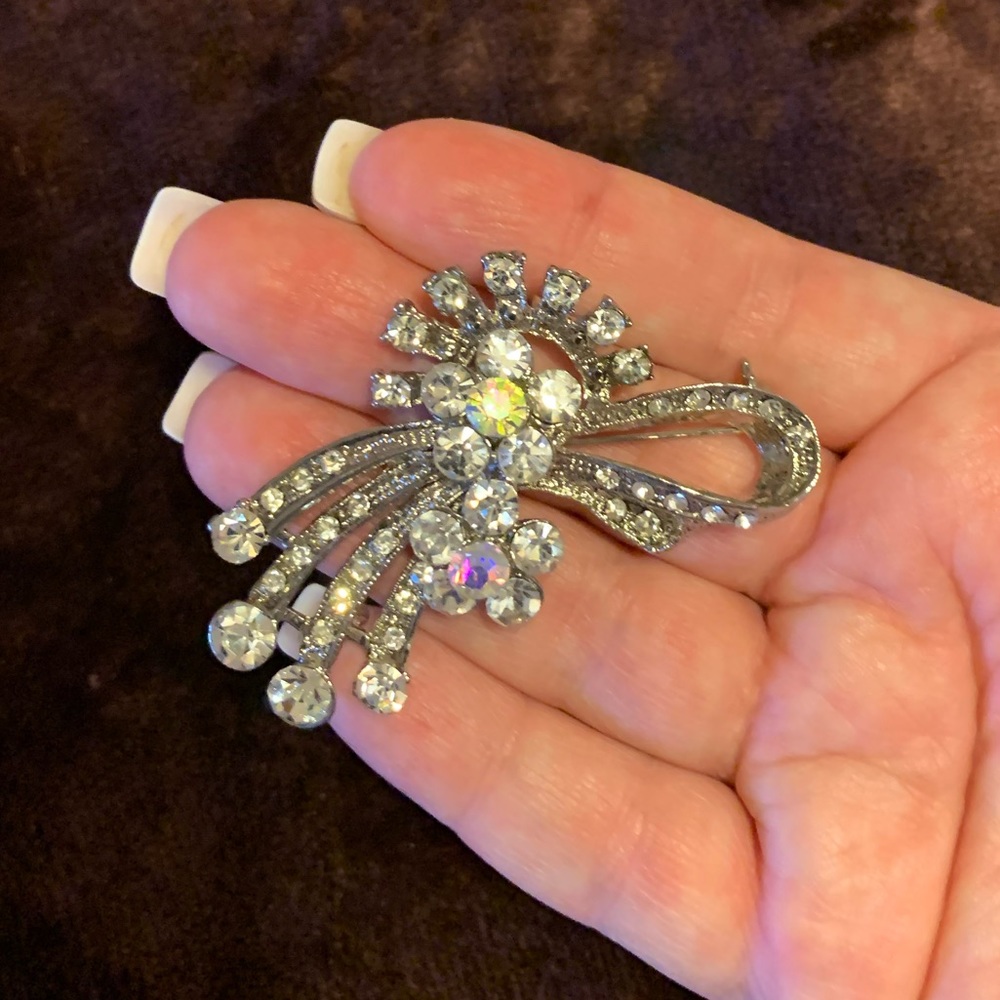 Broach for dress or jacket - Large rhinestone and silver plated. Dress up